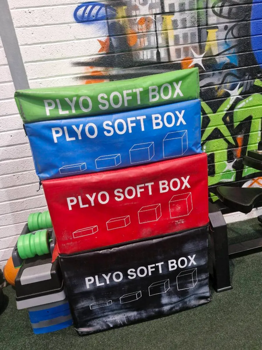Gym equipment - Image 1
