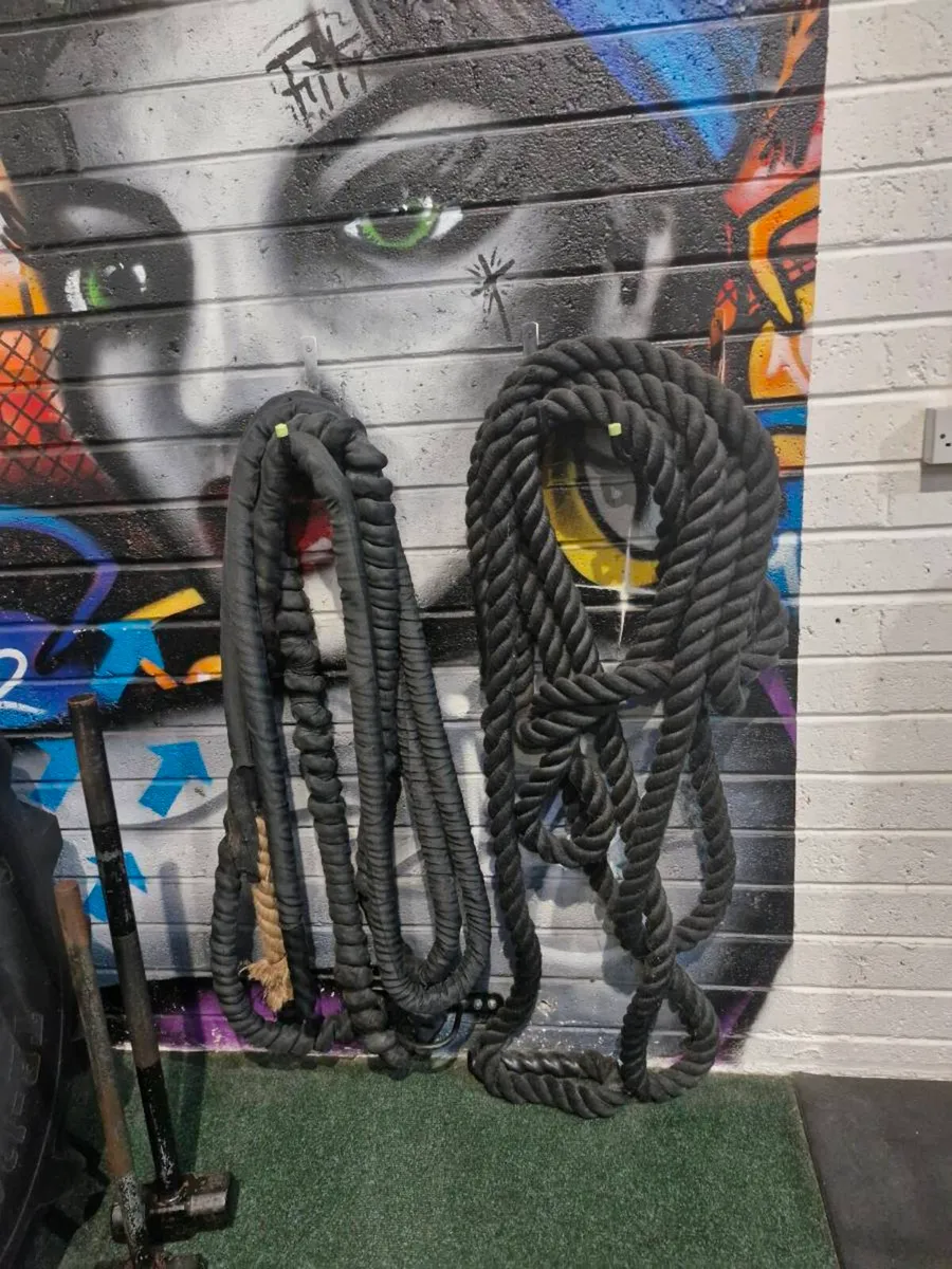 Gym equipment - Image 2