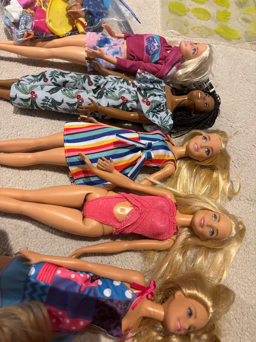 Barbie dolls - Image 3
