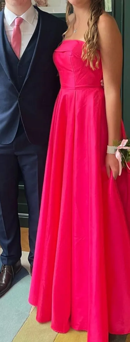 Debs dress - Image 2
