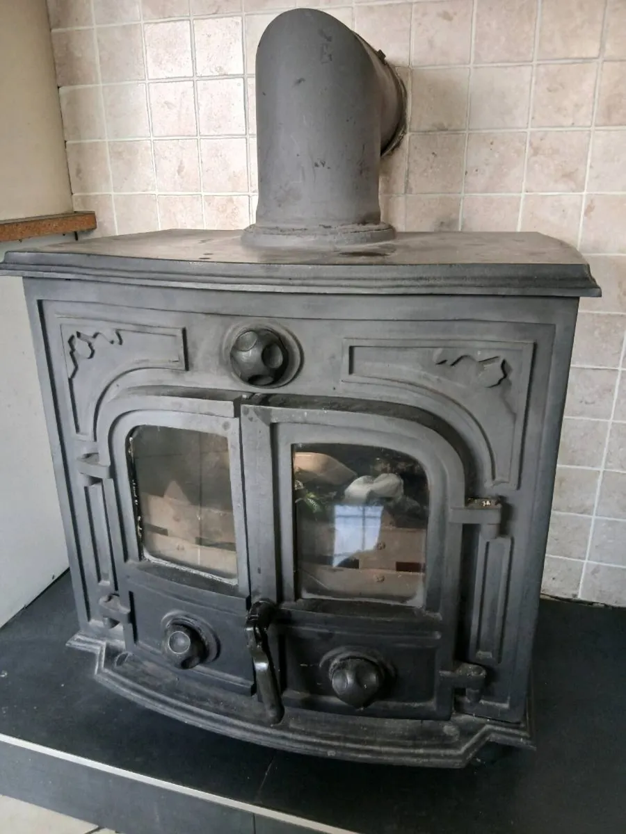 Stove - Image 1