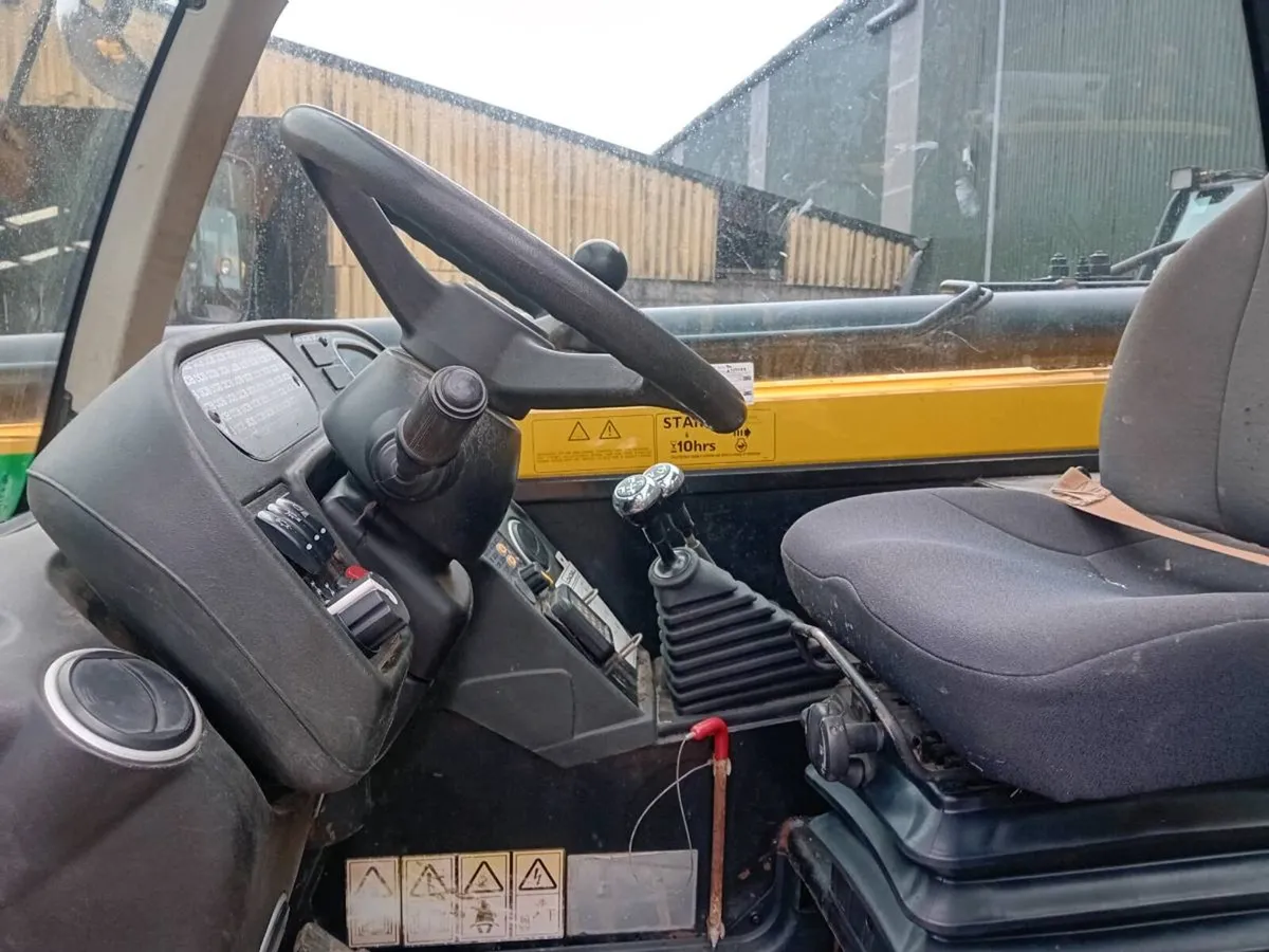 JCB Loader - Image 3