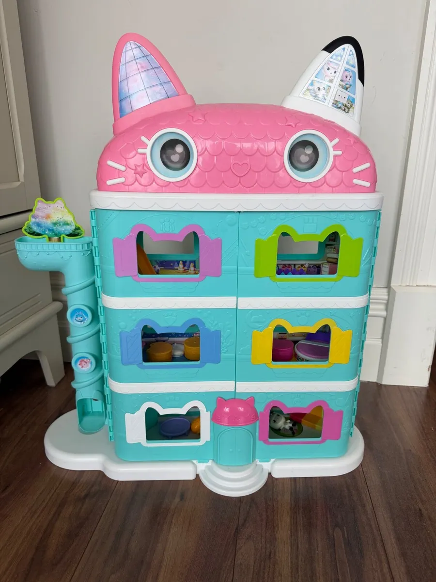 Gabby’s Dollhouse - Image 2