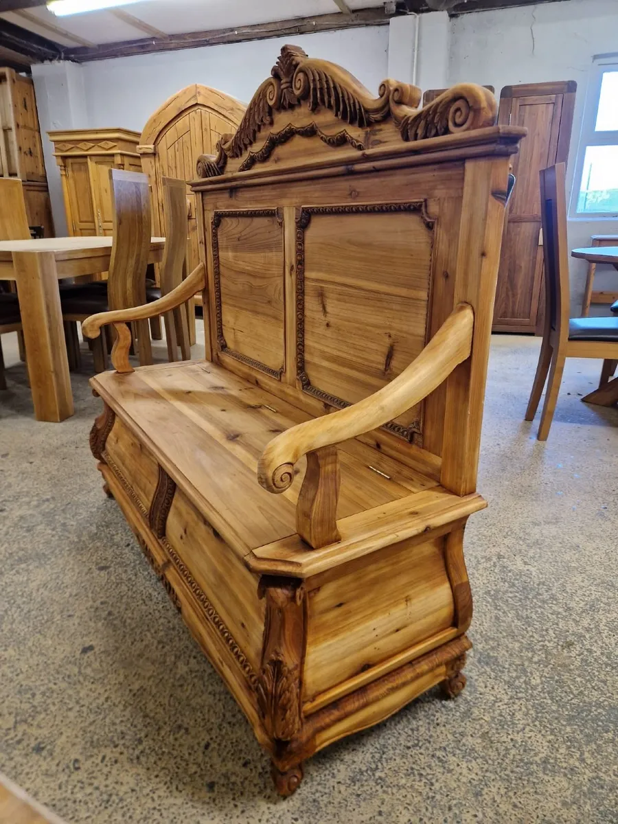 Large vintage carved pine storage bench - Image 3