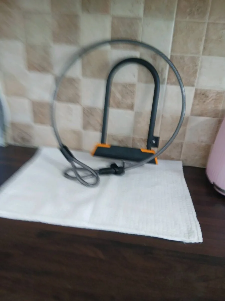 BIKE LOCK AND CABLE BOTH NEW - Image 2