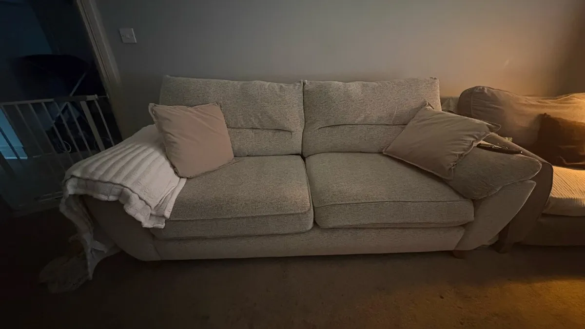Light grey 3 seater sofa - Image 2