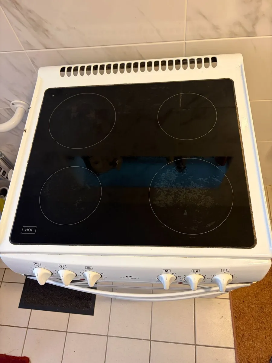 New World 60cm Electric Cooker – Double Oven & Hob - Image 4
