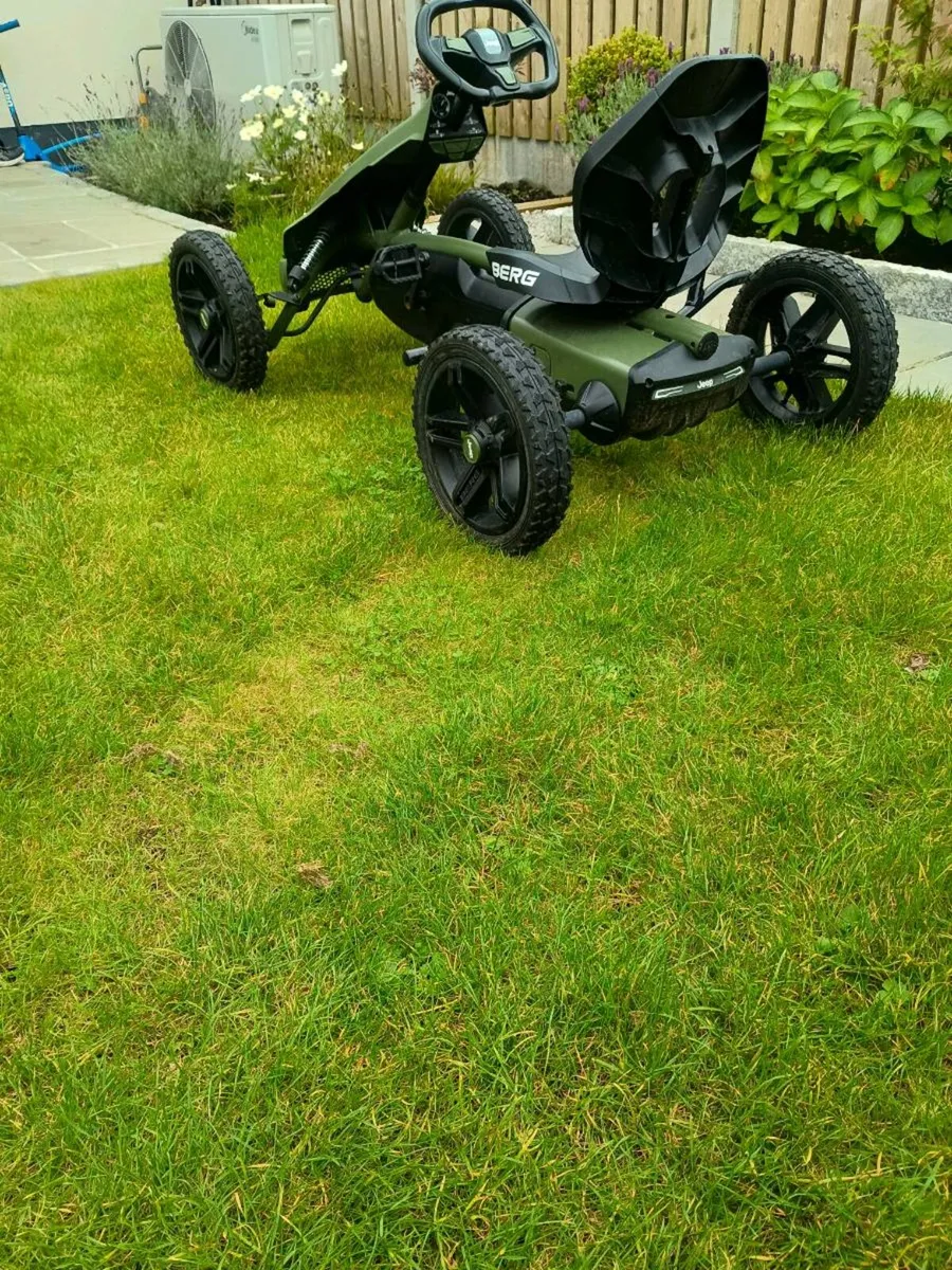 BERG JEEP CHEROKEE - Image 3