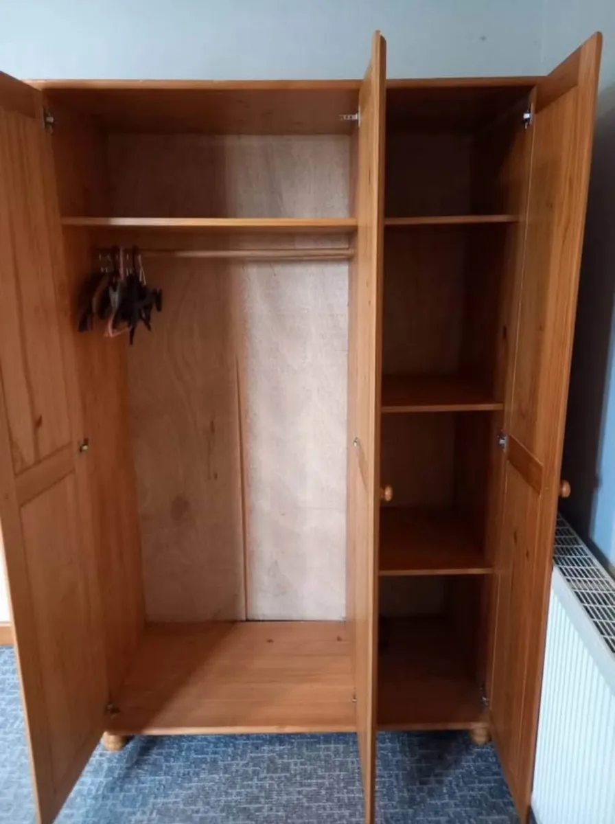 Wardrobe - Image 2