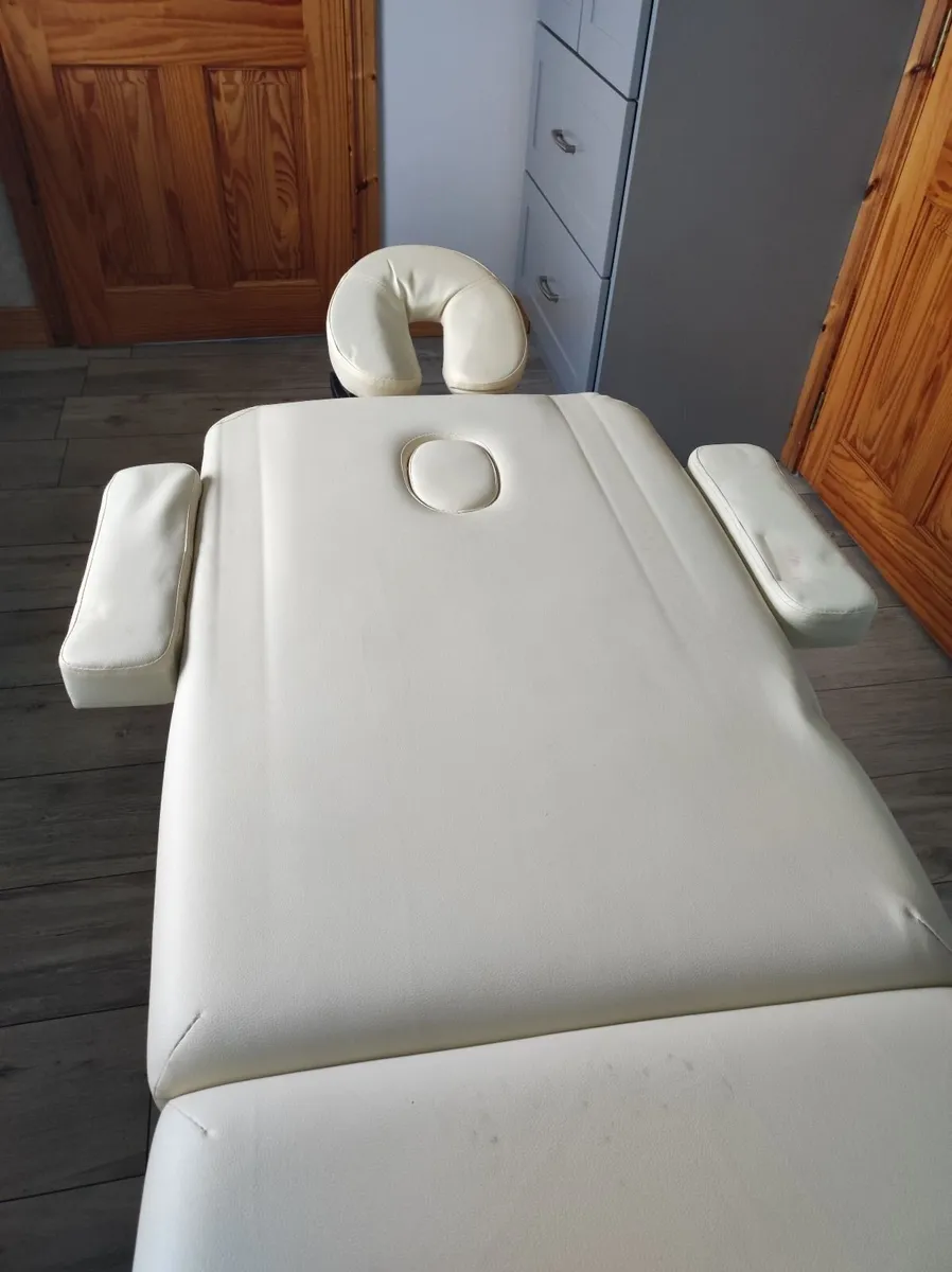 Portable physio bench - Image 2
