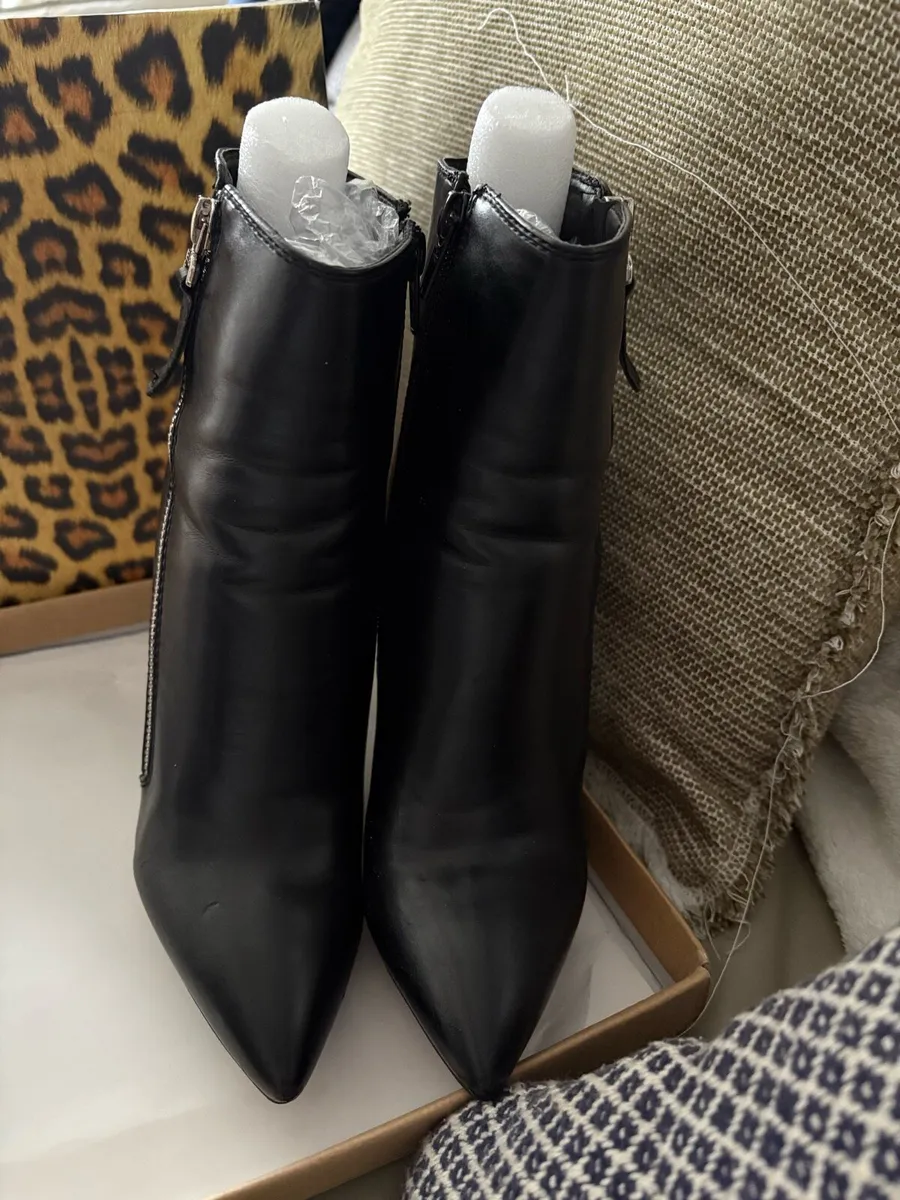 High heels boots - Image 3
