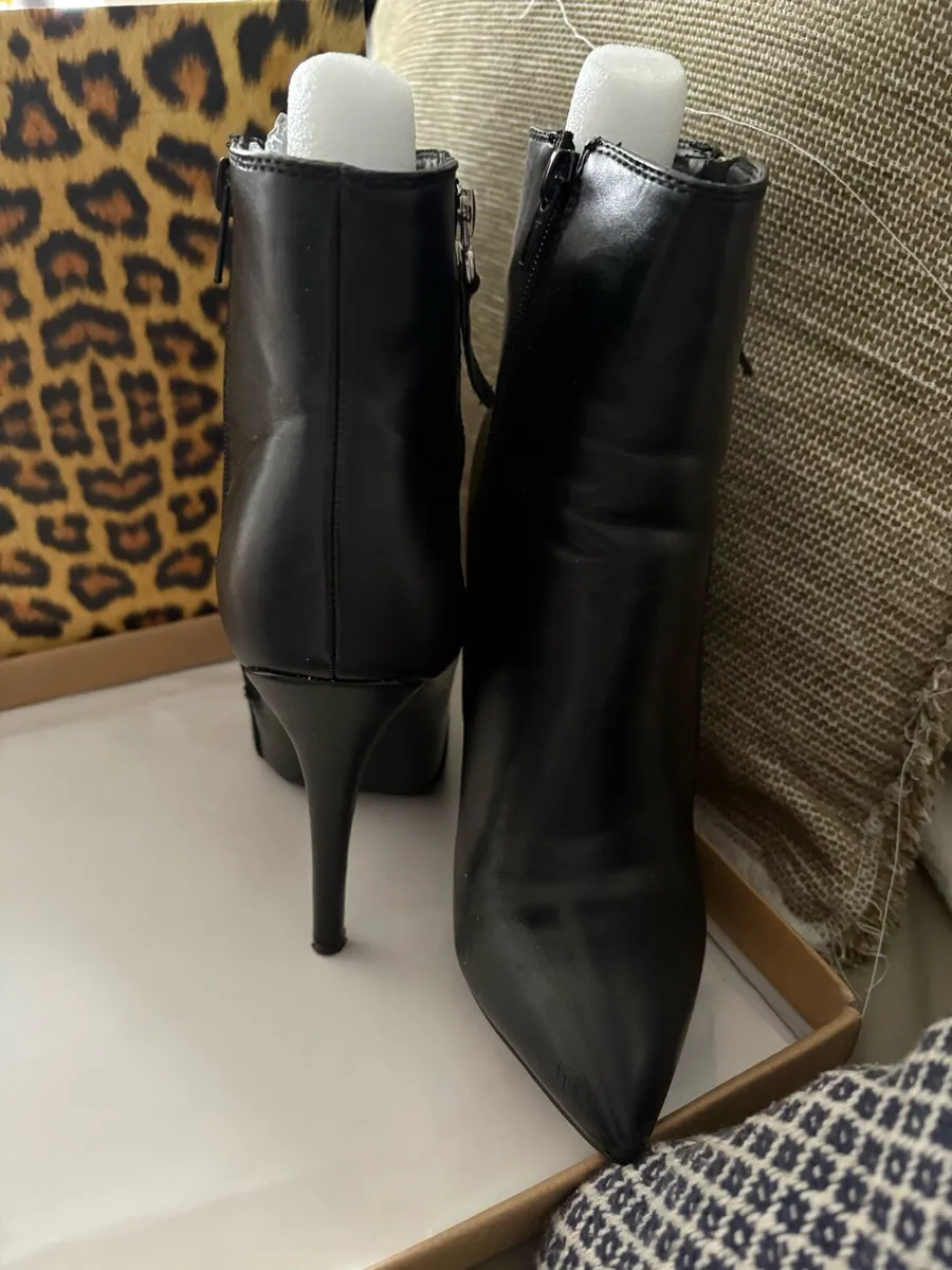 High heels boots - Image 4