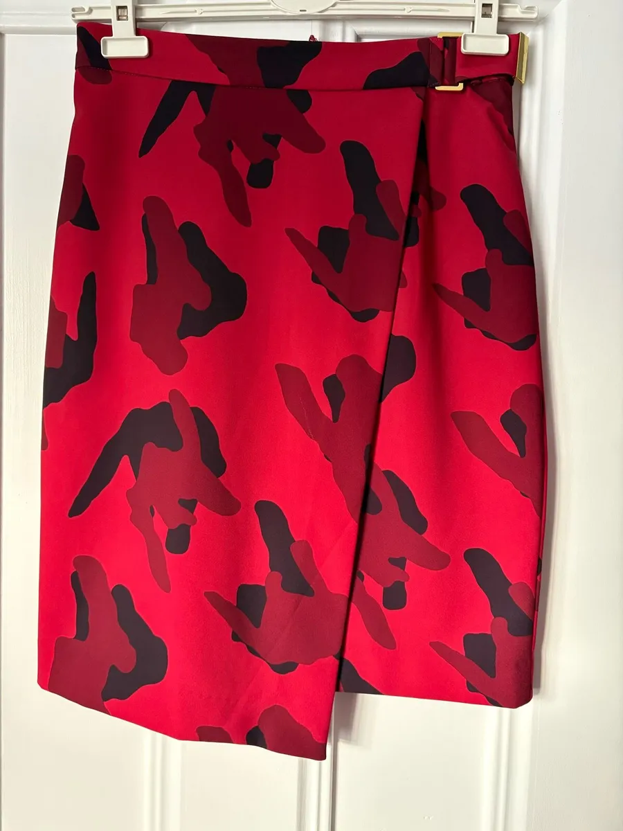 Ladies skirt - Image 1