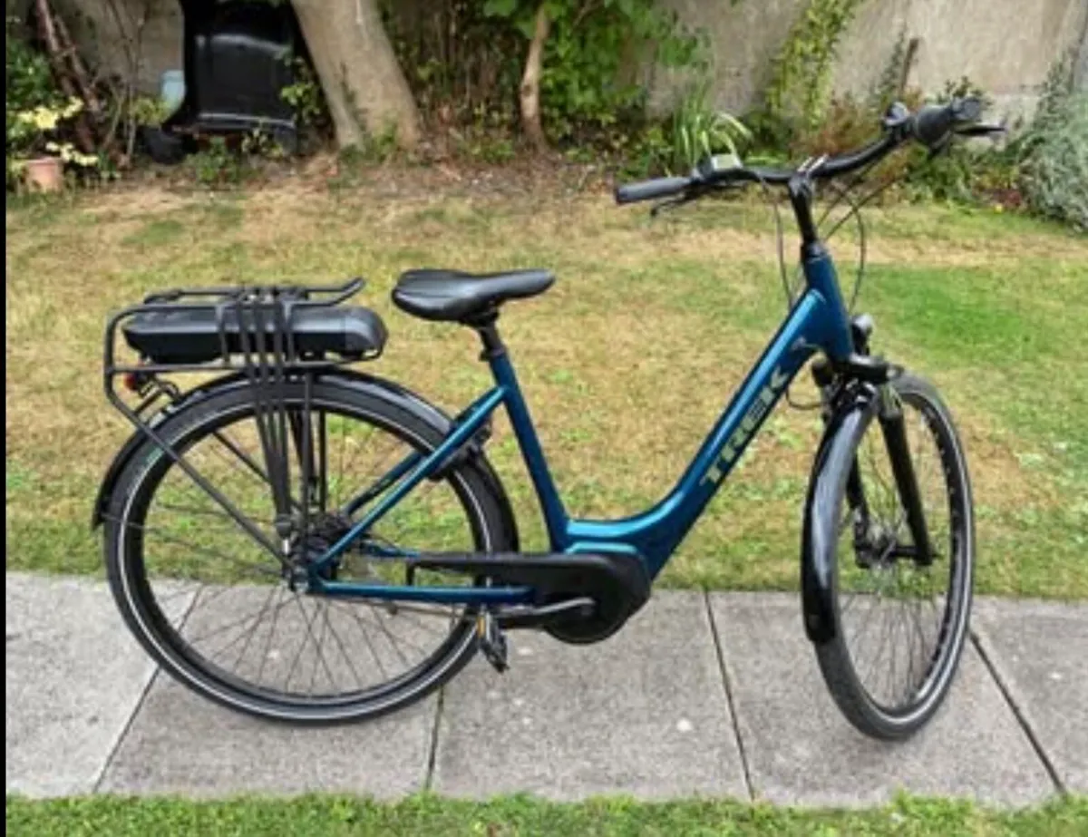 Trek District+ 1 Lowstep electric bike - Image 1