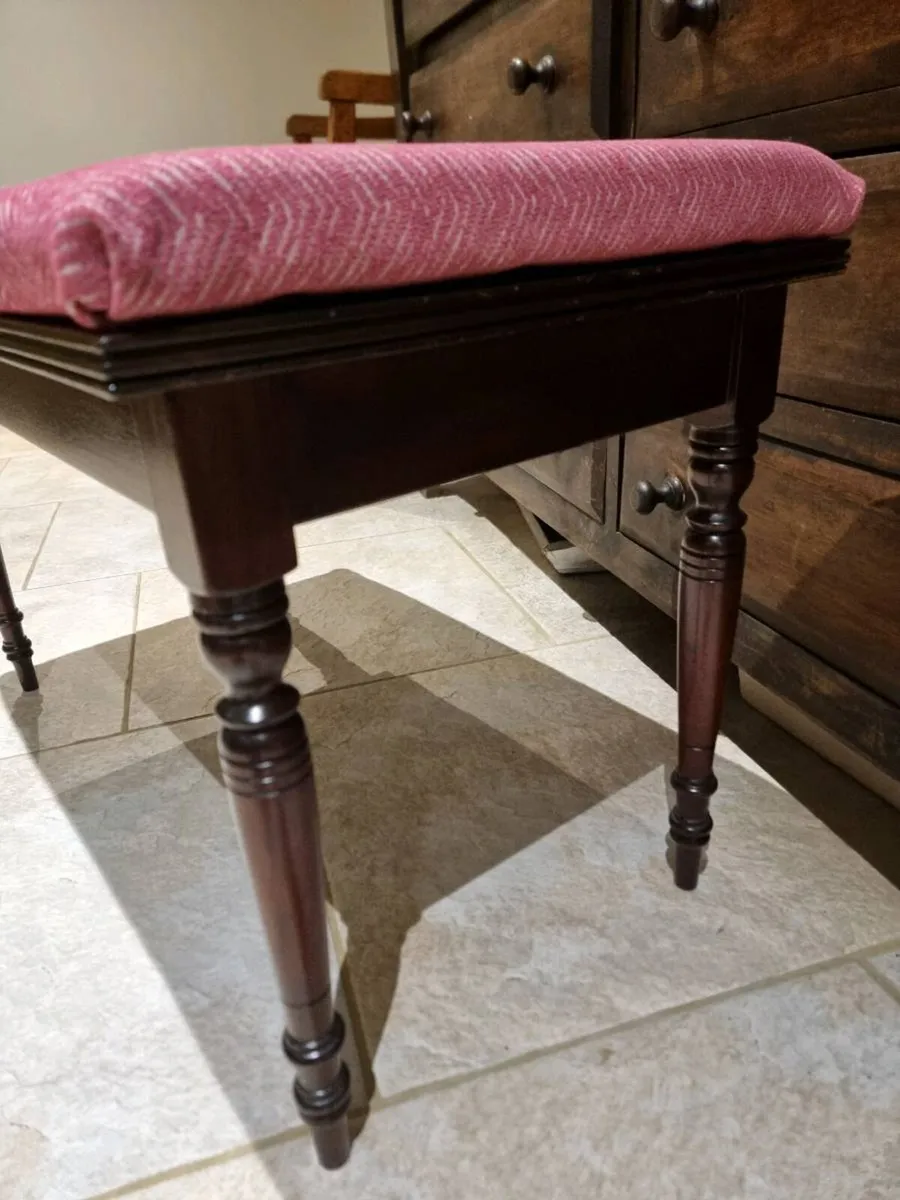 Beautiful Wooden Bench...€150 - Image 4