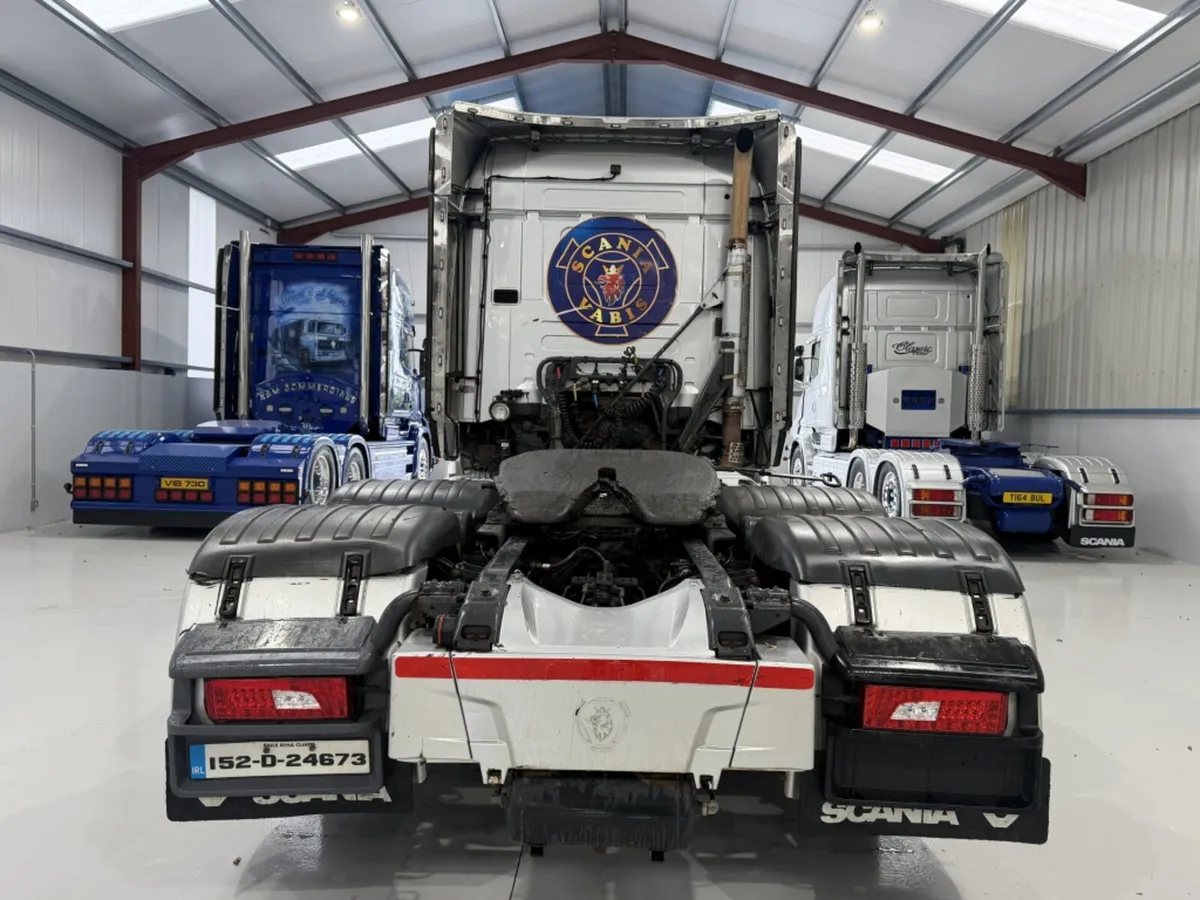 2015 SCANIA R Series R520 Highline 6X2 Tag - Image 4