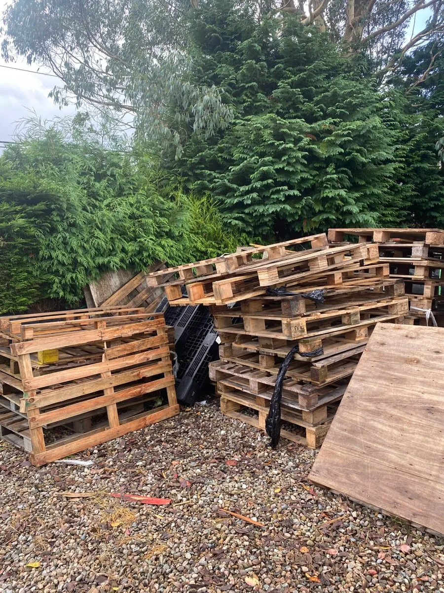 Pallets For firewood/kindling