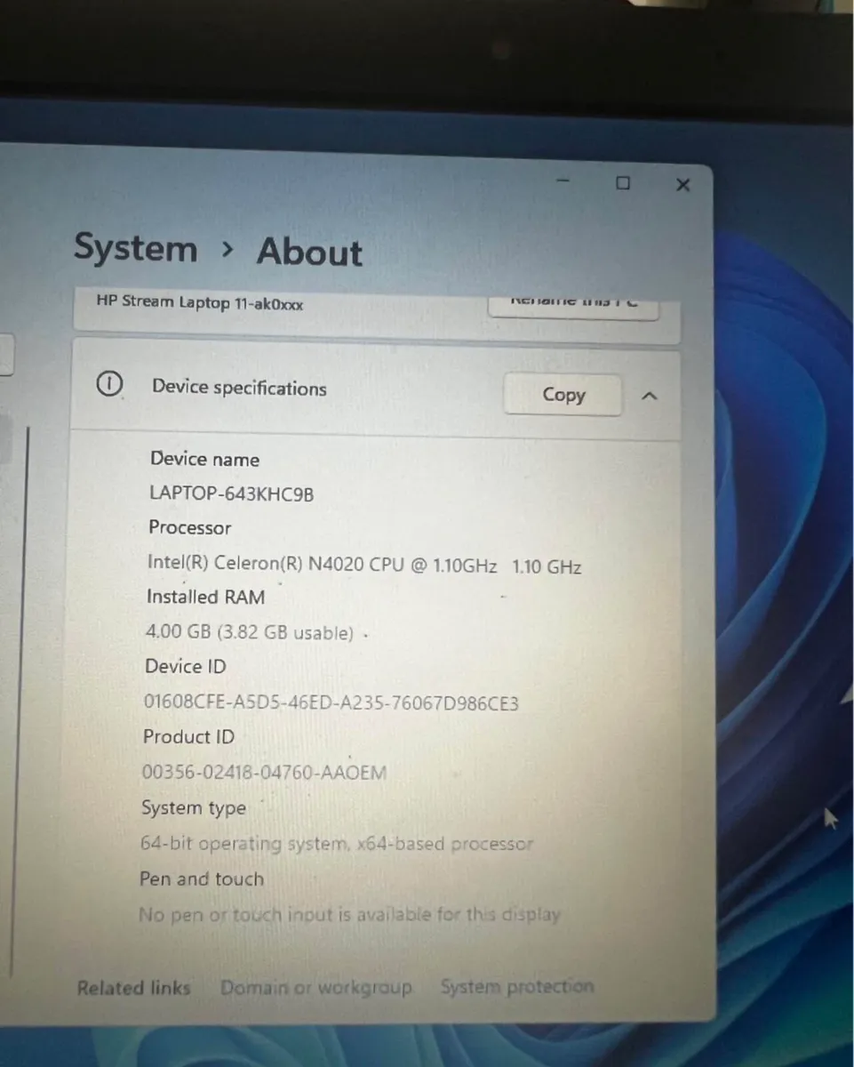 Laptop - Image 2