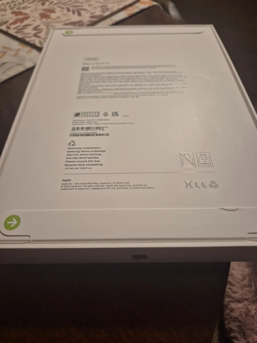 New ipad a16 unopened in box - Image 2