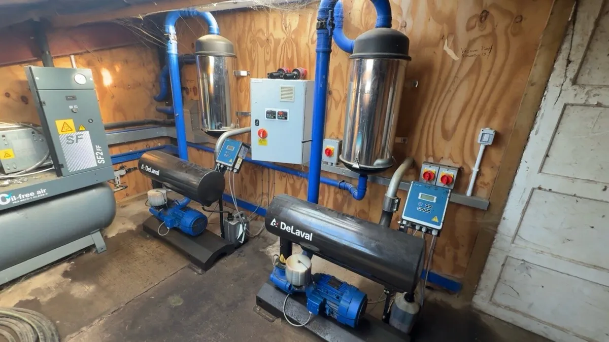 2 DeLaval VMS Classic Robots & Full Kit - Image 4