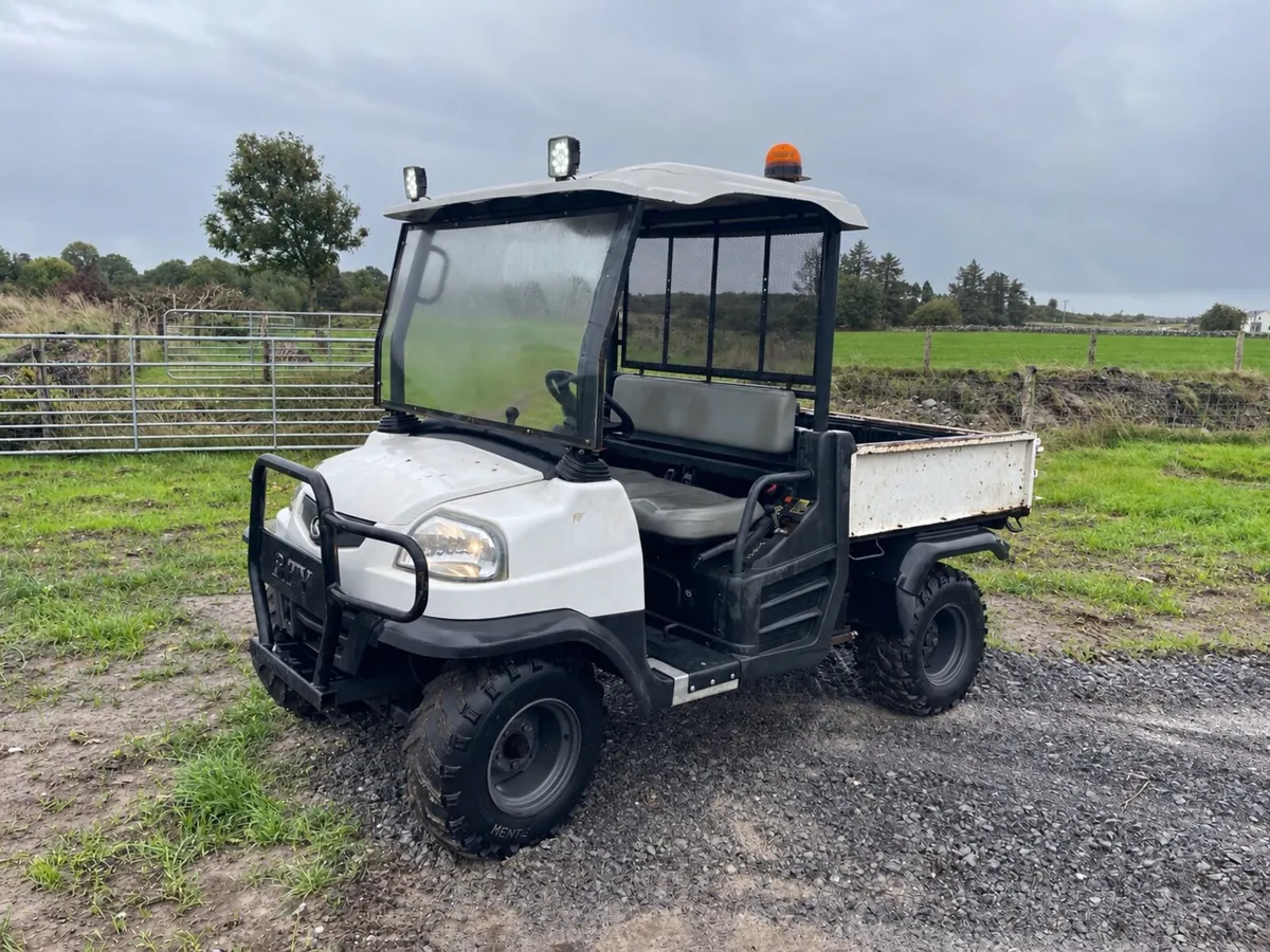 Kubota RTV900 for sale - Image 1