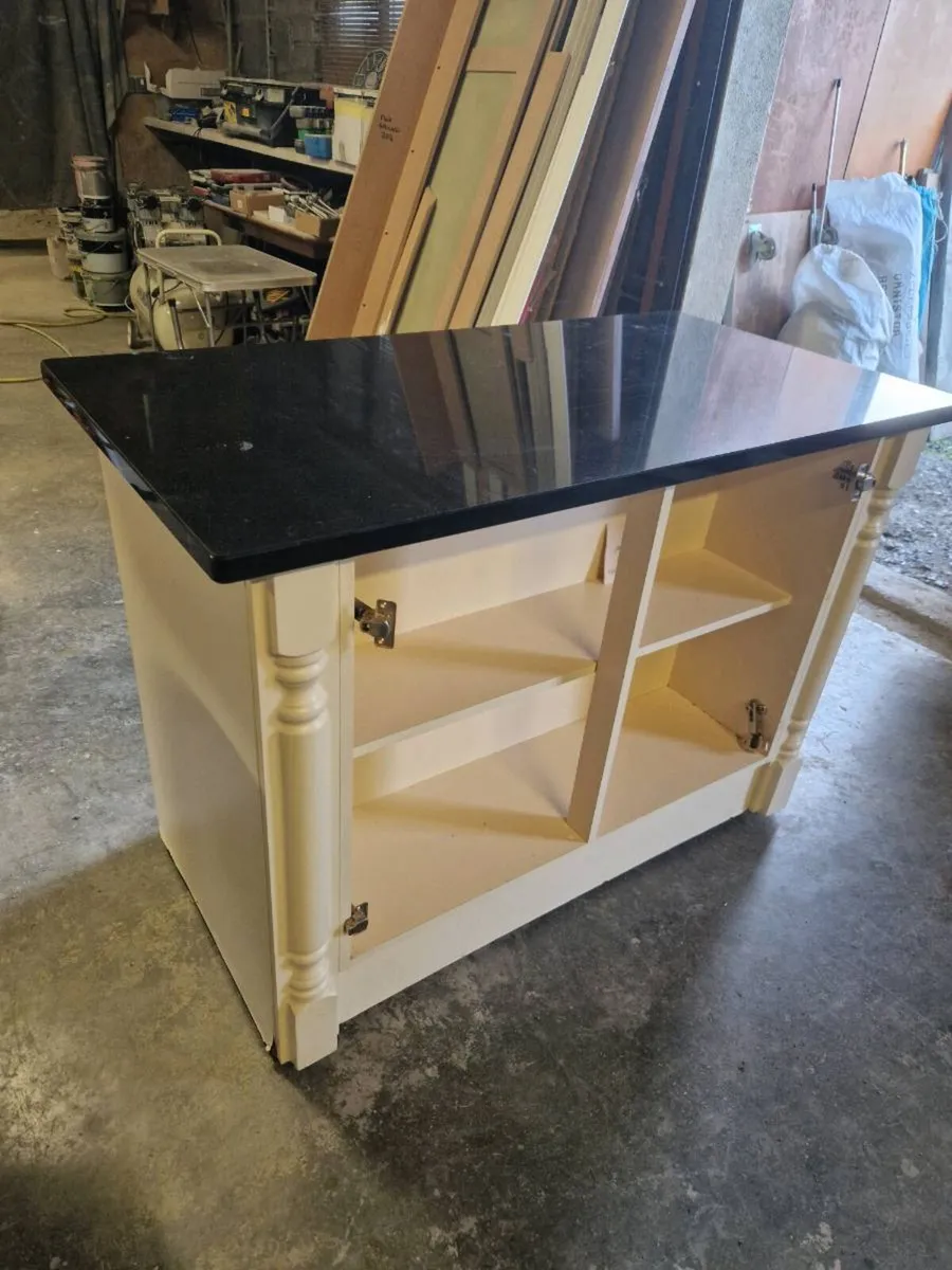 kitchen island - Image 2