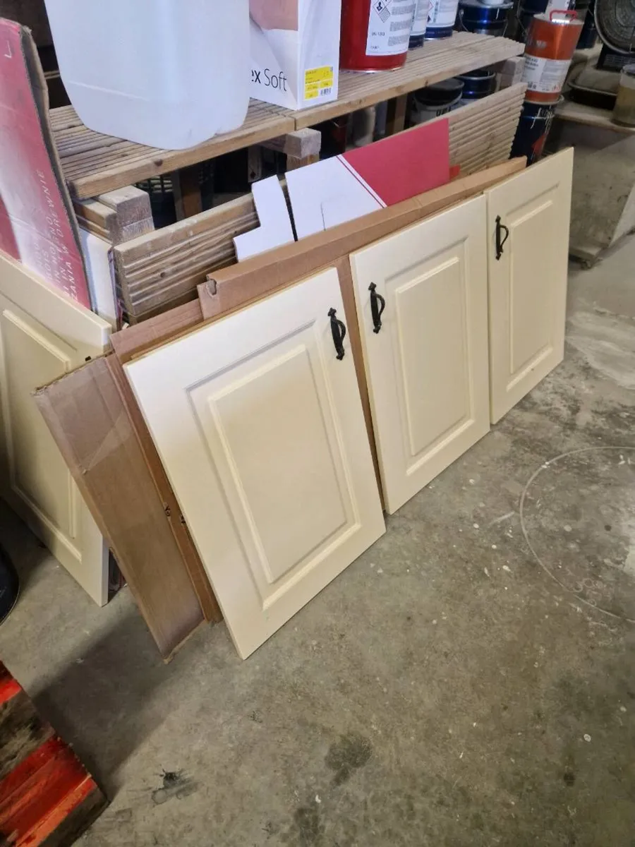 kitchen island - Image 4