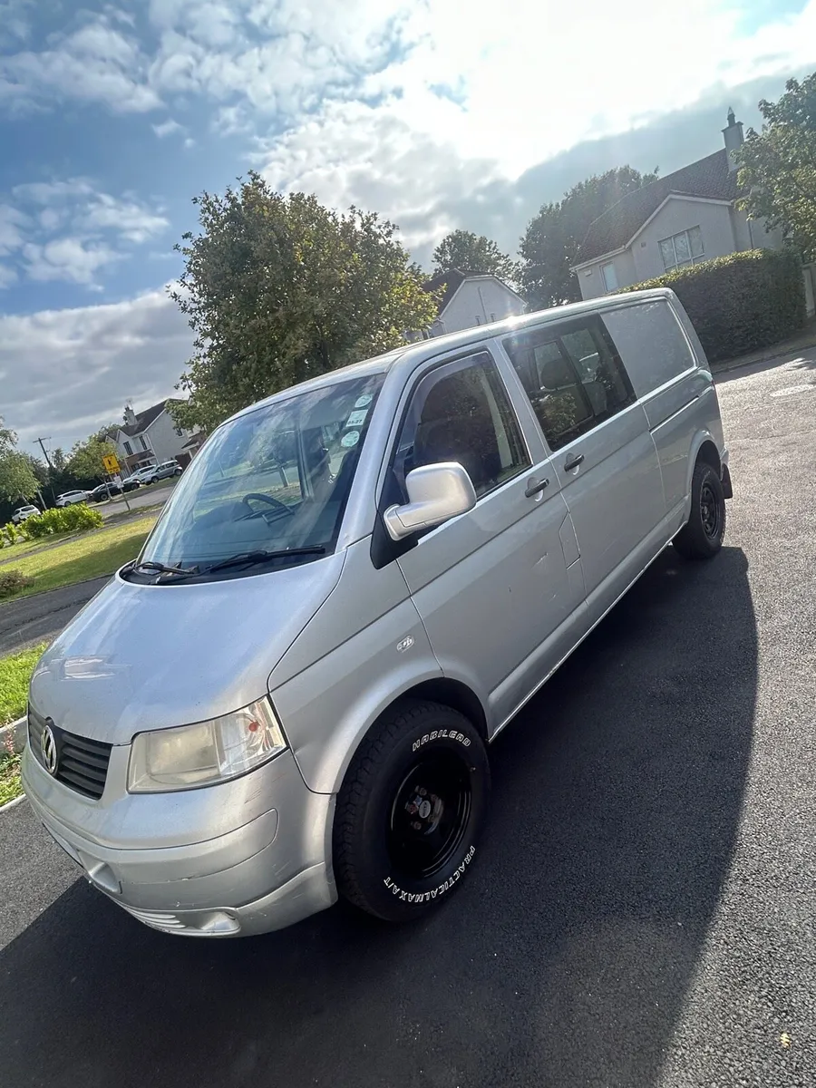 Volkswagon Transporter T5 - Image 1