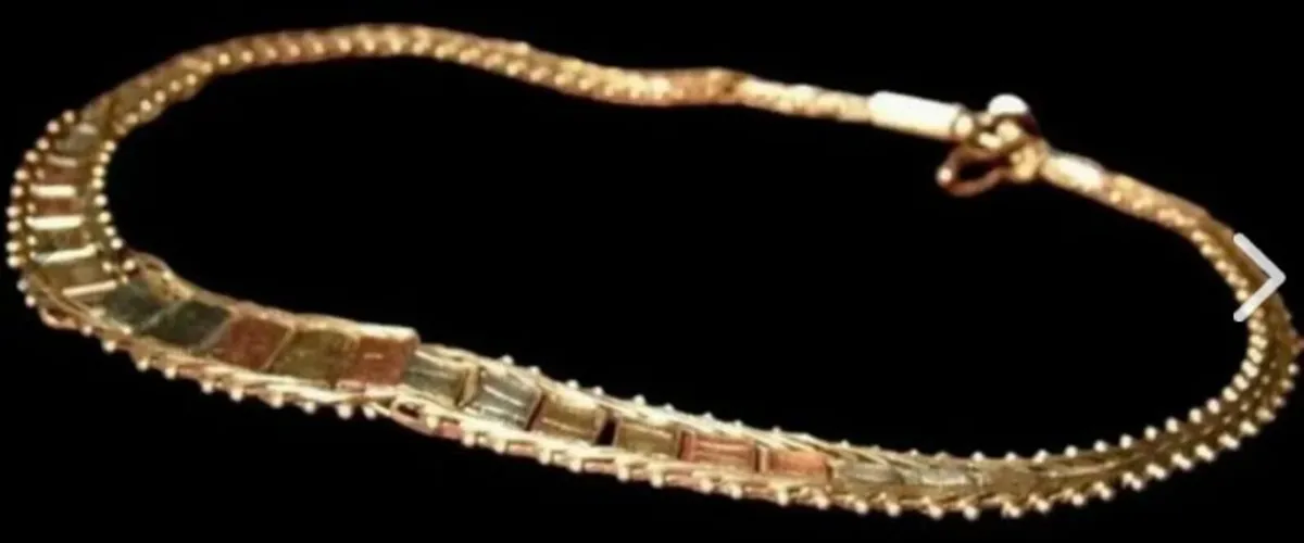 Vintage 9ct Gold Tri-Colour Bracelet - Image 1