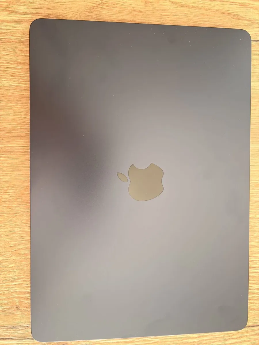 Apple MacBook Air 13" (M4, 16GB RAM) - Midnight - Image 1