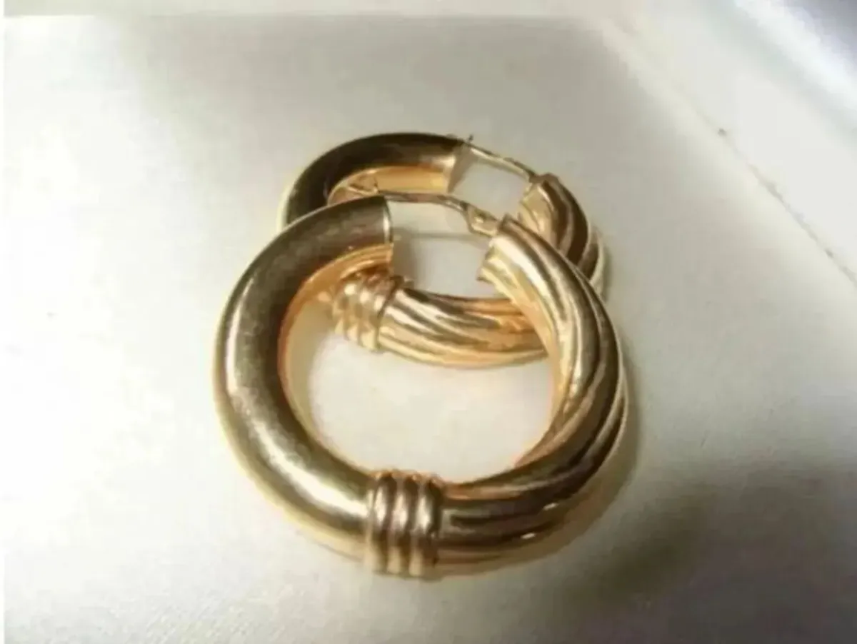 Vintage Hallmarked 9ct Gold Hoops - Image 3