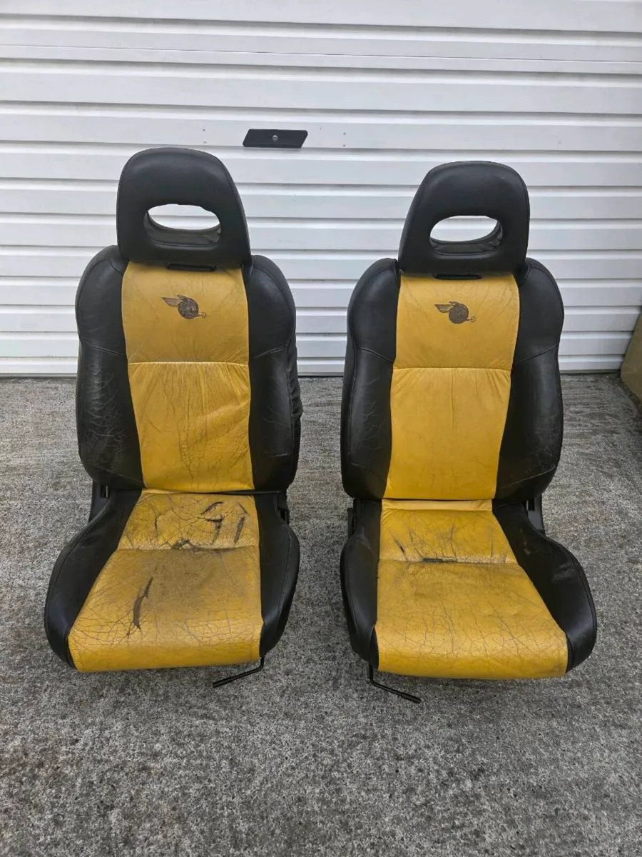 Jordan civic interior - Image 1