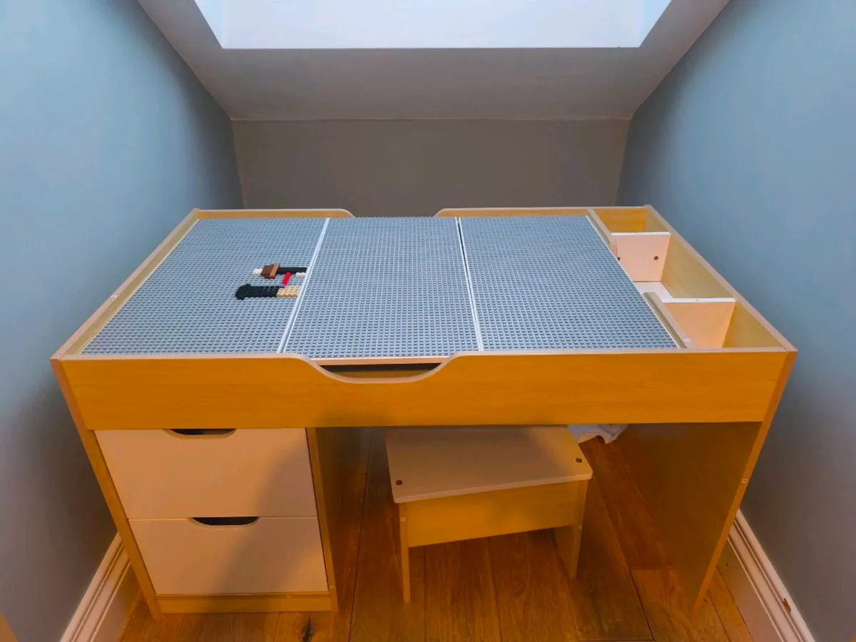 Build 'n' Store Wooden Desk and Stool Base Plate B - Image 2