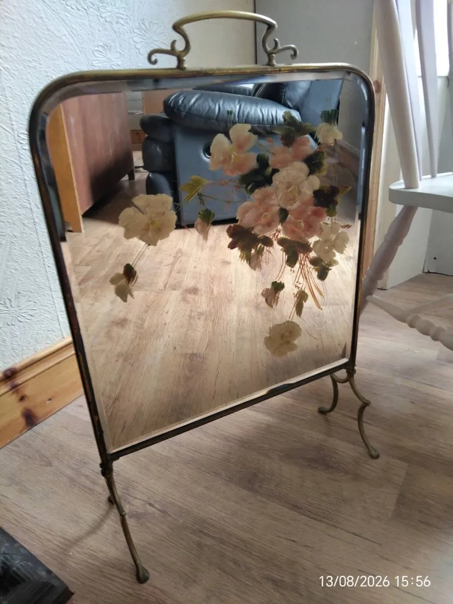 Antique fire screen - Image 1