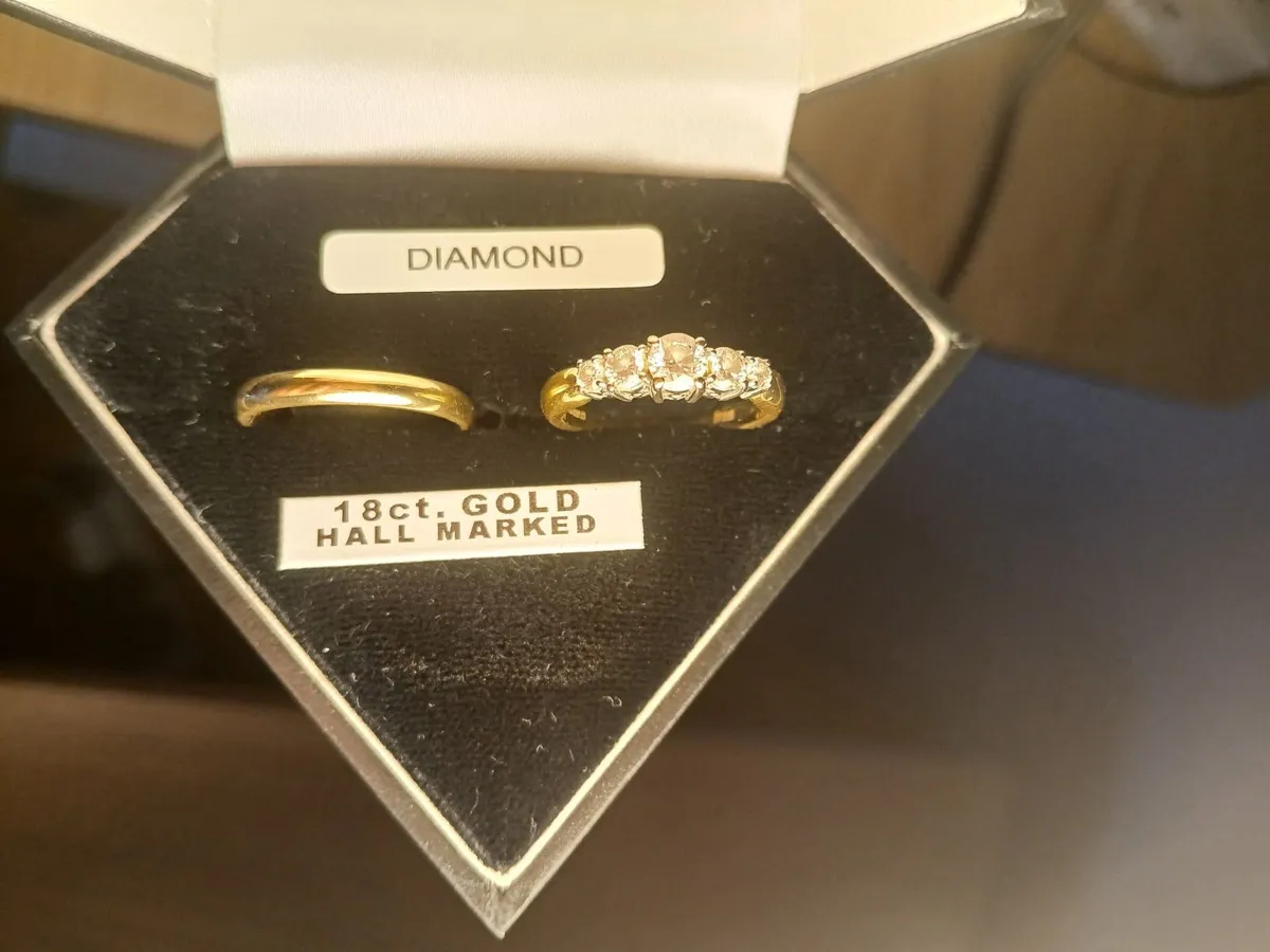 18 carat yellow gold Diamond Ring - Image 2