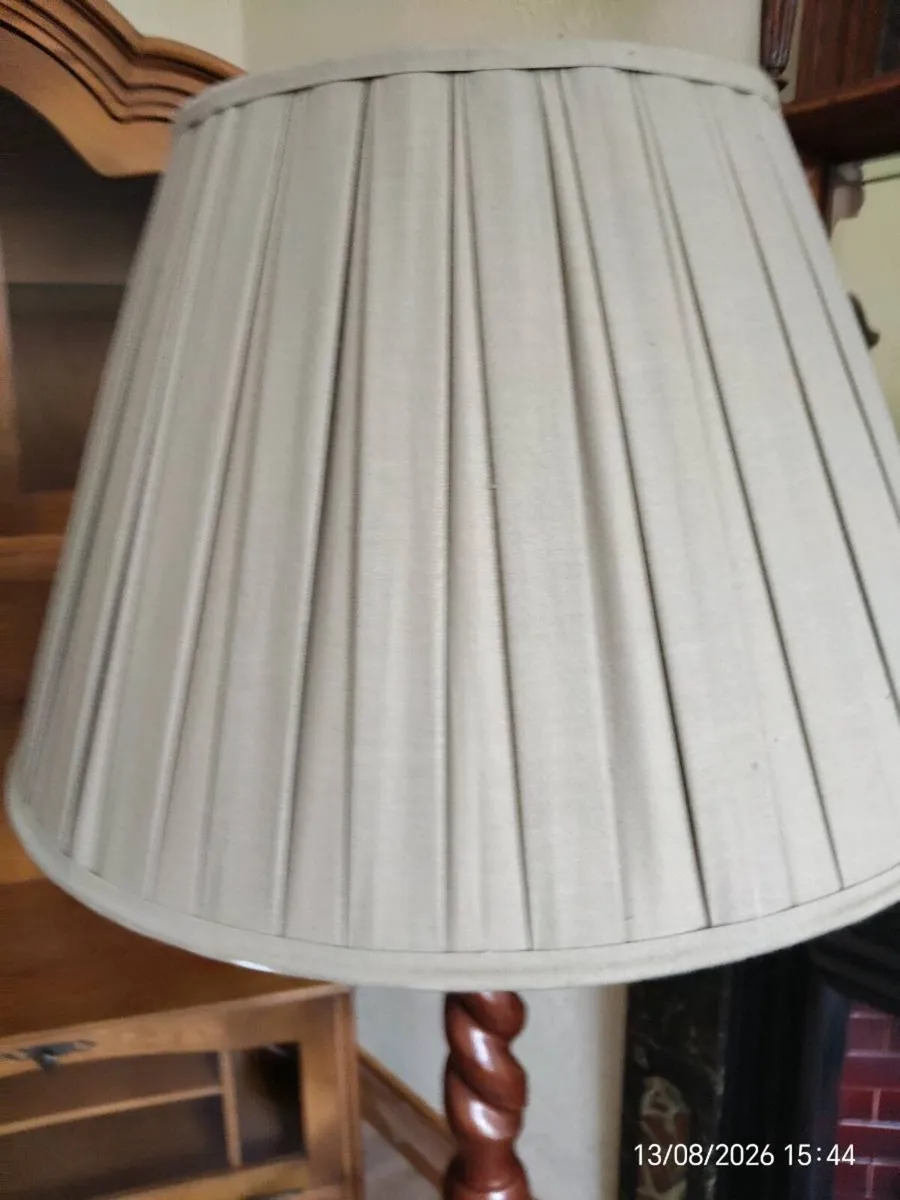 5ft lamp - Image 2