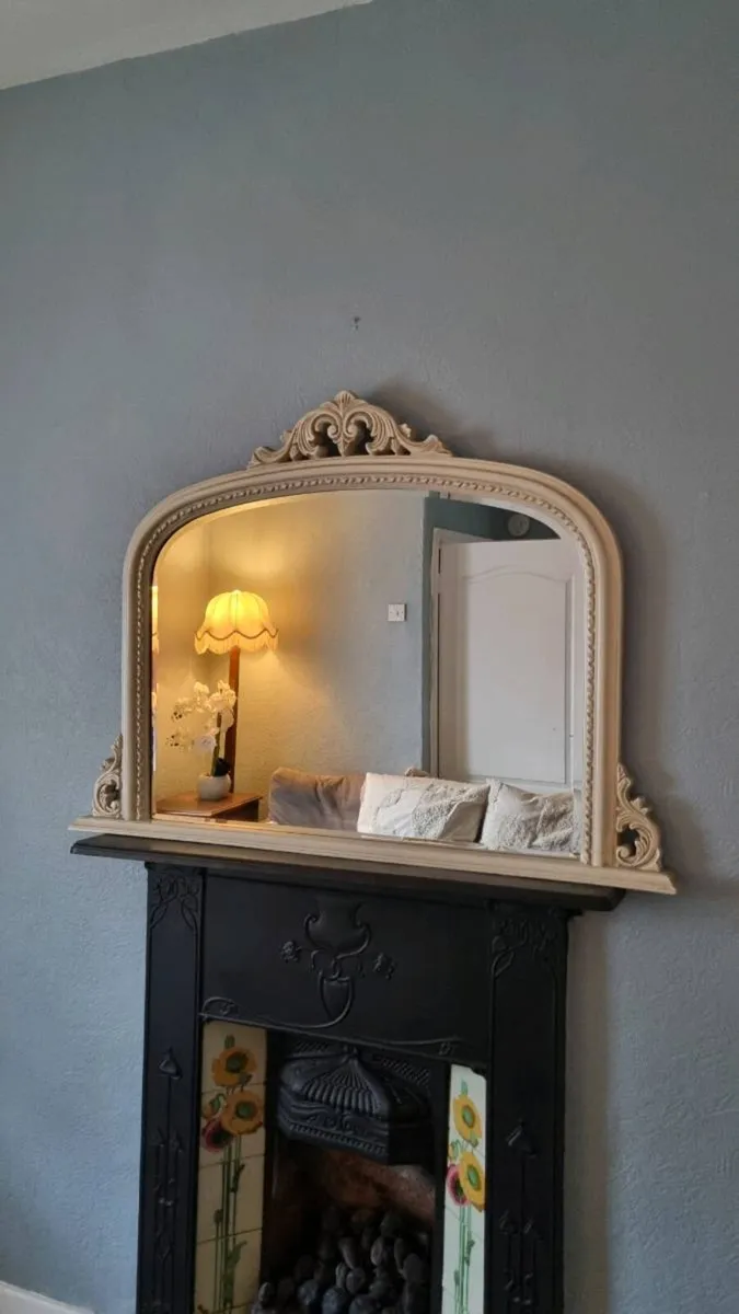 Mirror - Image 1