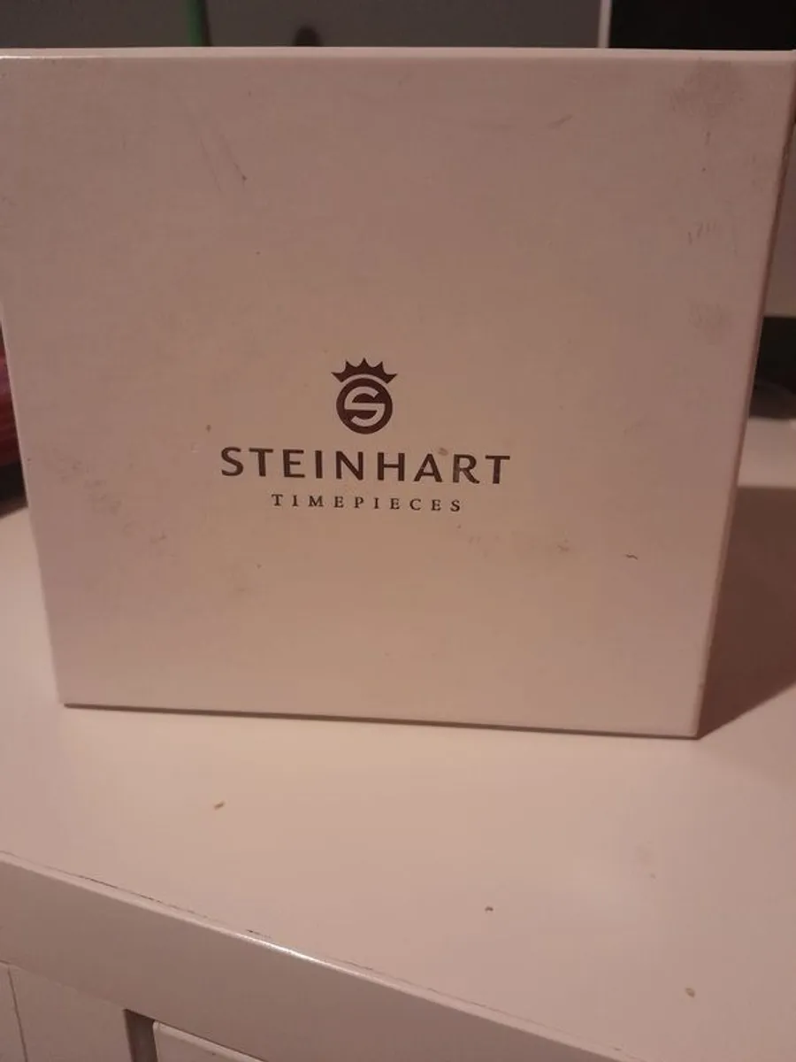 Steinhart Ocean 39 vintage GMT (Pepsi) Watch - Image 2