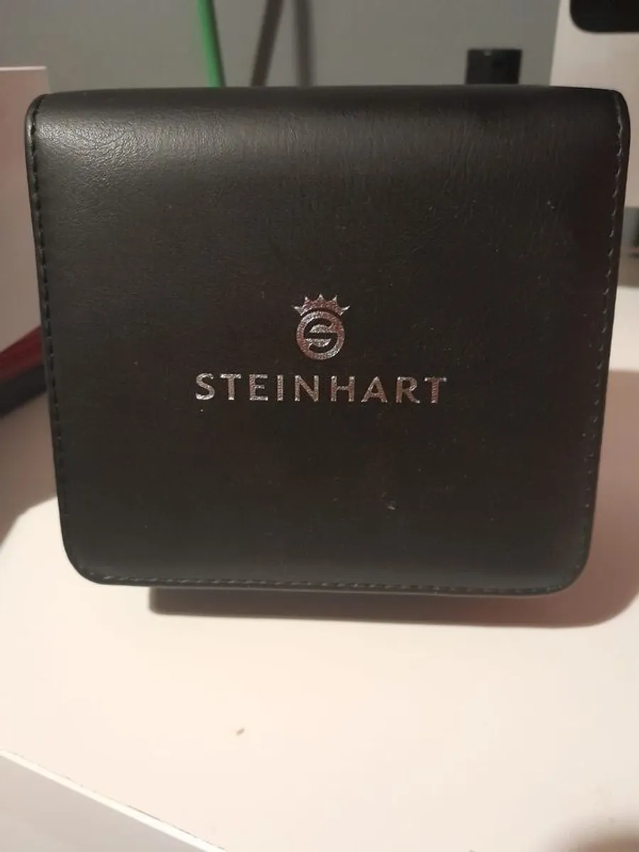 Steinhart Ocean 39 vintage GMT (Pepsi) Watch - Image 3