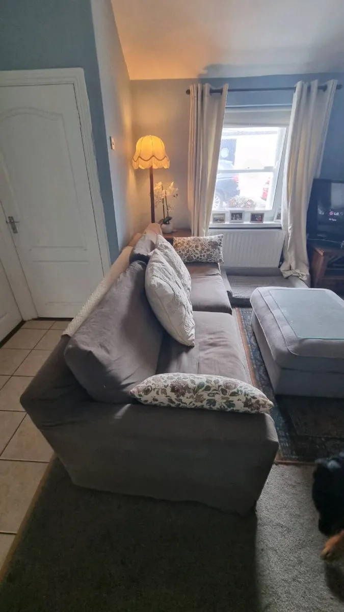 Couch - Image 1