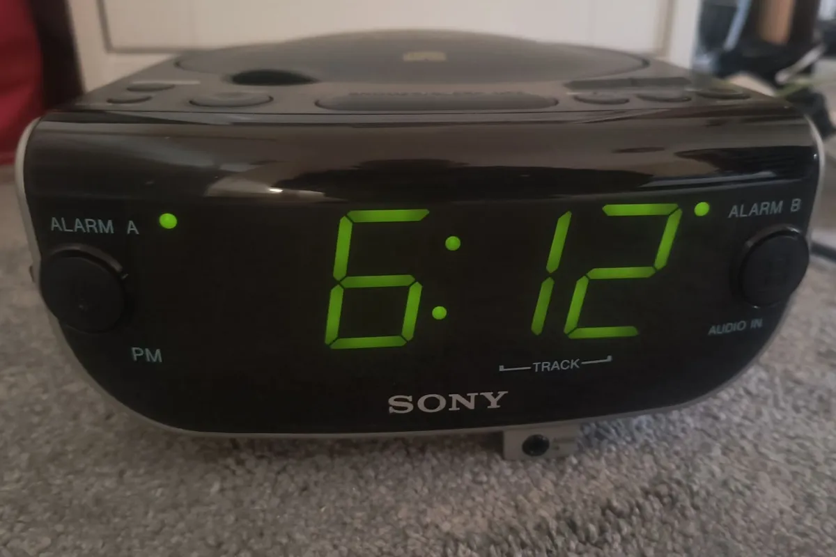 Sony Dual Alarm LED Clock FM/AM Radio CD Player - Image 1