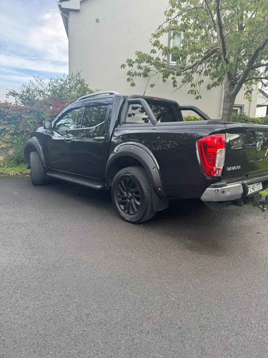 Nissan navara *NO VAT* - Image 4