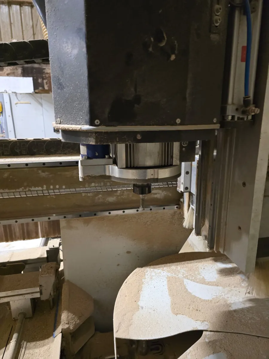 Cnc  busellato jet 3000 - Image 2