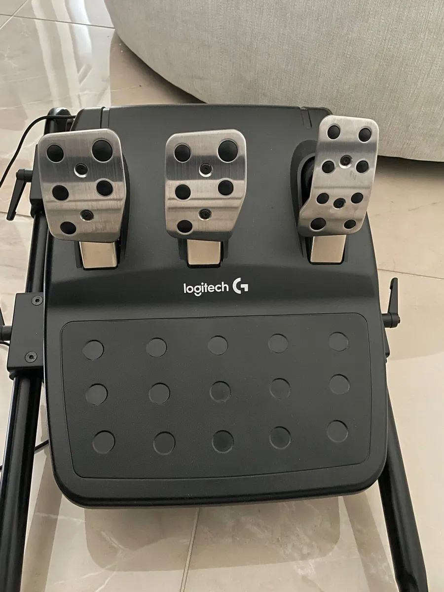 Logitech G920 Racing Simulator - Image 3