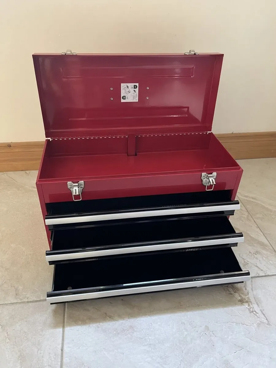 3 drawer tool chest - Image 1