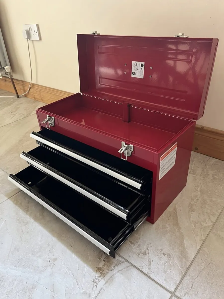 3 drawer tool chest - Image 2