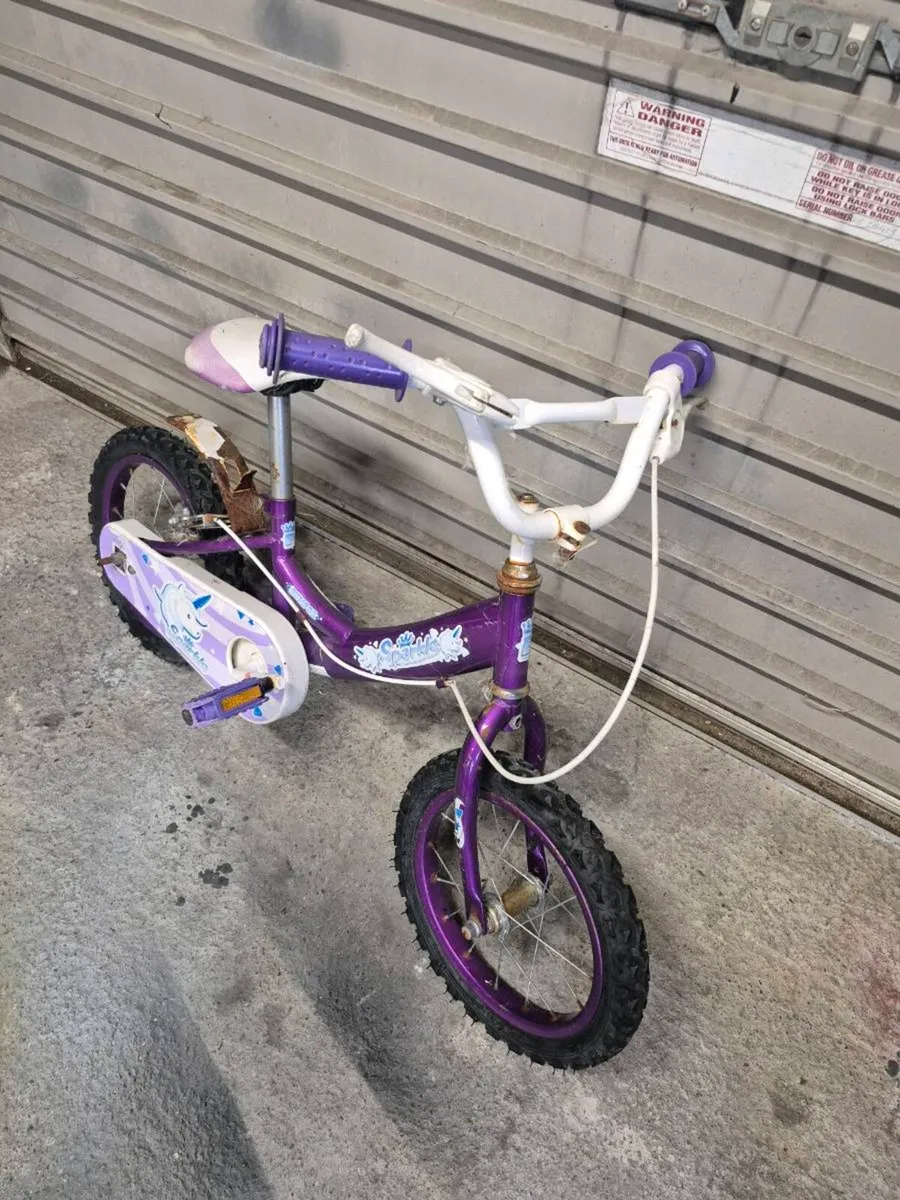 Girls Bike - Image 1