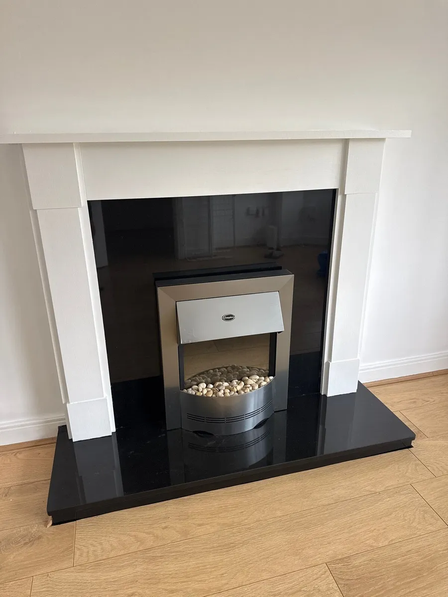 Modern electric fireplace