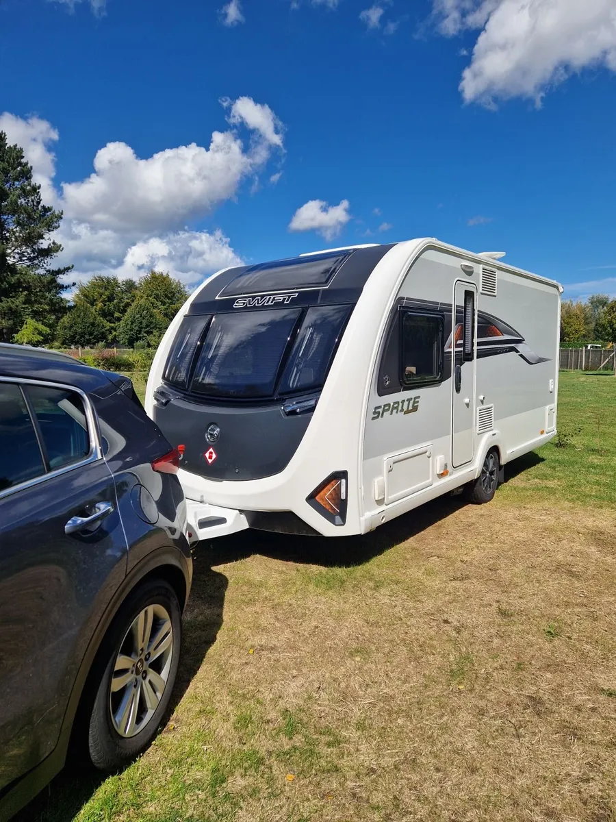 Caravan - Image 1