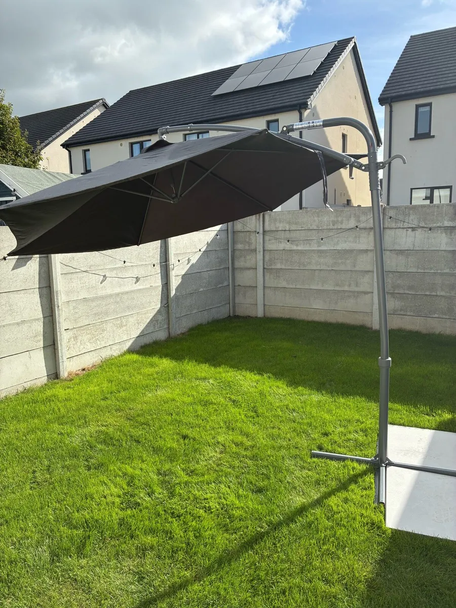 Grey Cantilever Garden Parasol with Cross Base - Image 1